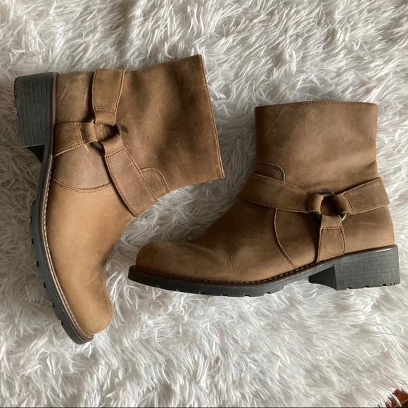 Clarks Boot Suede Boot - Picture 1 of 7